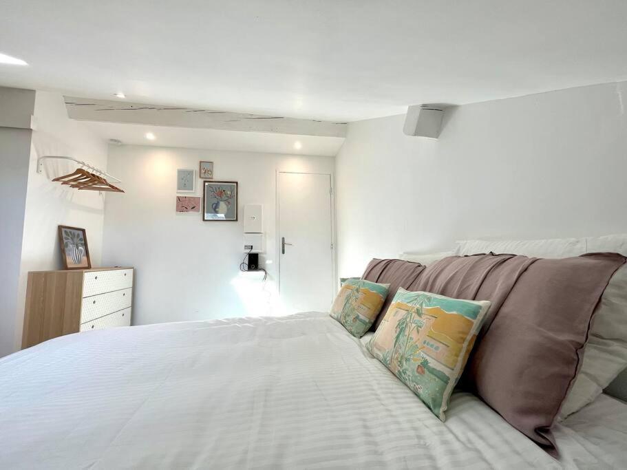 Studio Jade : Charmant Logement Place Clemenceau Διαμέρισμα Pau Εξωτερικό φωτογραφία